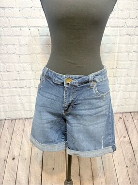 Classic Mid-Rise Denim Shorts in Light Blue